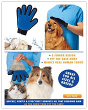 Load image into Gallery viewer, True Touch De-Shedding Glove Gentle And Efficient Remove Pet Dog Cat Hair Massage Grooming
