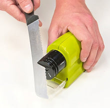 Load image into Gallery viewer, Swifty Sharp Cordless Motorized Knife Sharpener Battery Operated / Swifty Sharp Affûteur de couteau motorisé sans fil à piles